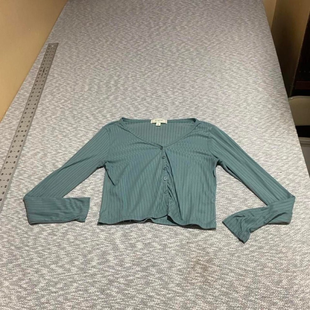 No Comment NY. LA green  ribbed knit crop blouse women M. SKU-B405